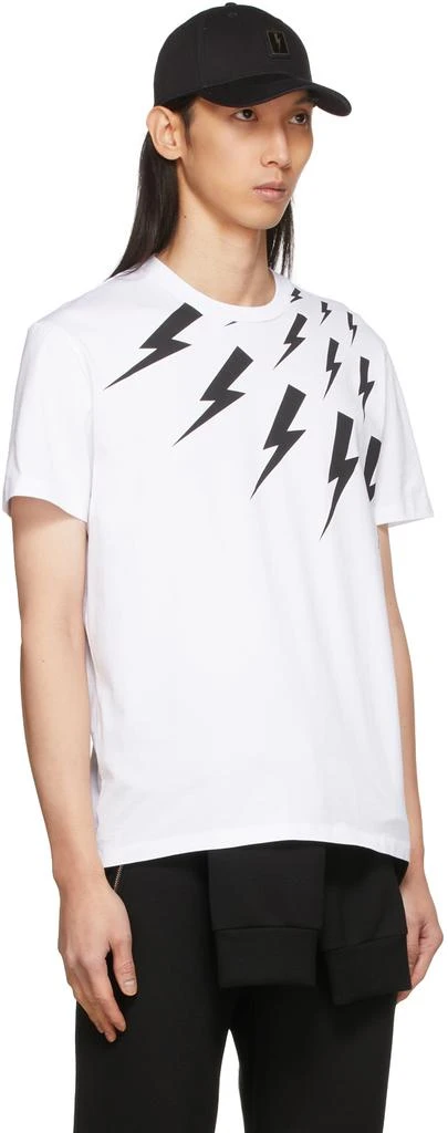 商品Neil Barrett|White Off-Set Fair Isle Thunderbolt T-Shirt,价格¥607,第2张图片详细描述