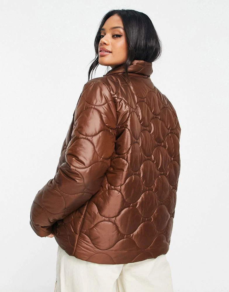 商品Fila|Fila onion quilted puffer jacket with logo in brown,价格¥348,第2张图片详细描述