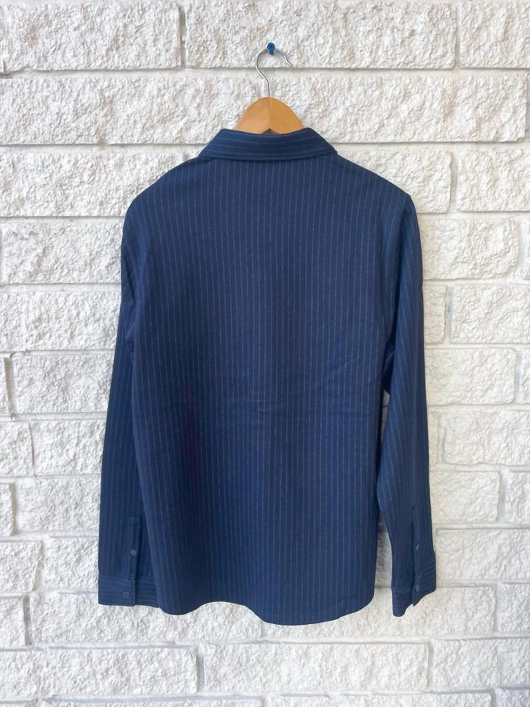 商品Vince|Vertical Stripe Long Sleeve Button Down Shirt in Coastal Carbon,价格¥1327,第4张图片详细描述