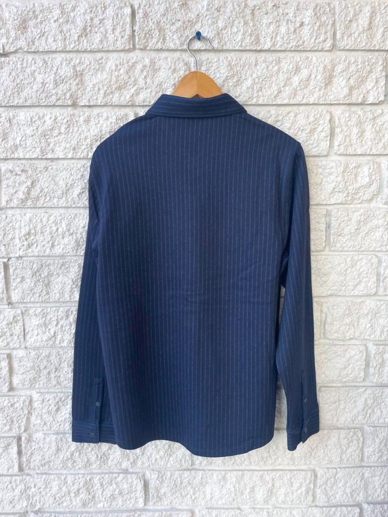 商品Vince|Vertical Stripe Long Sleeve Button Down Shirt in Coastal Carbon,价格¥1196,第6张图片详细描述