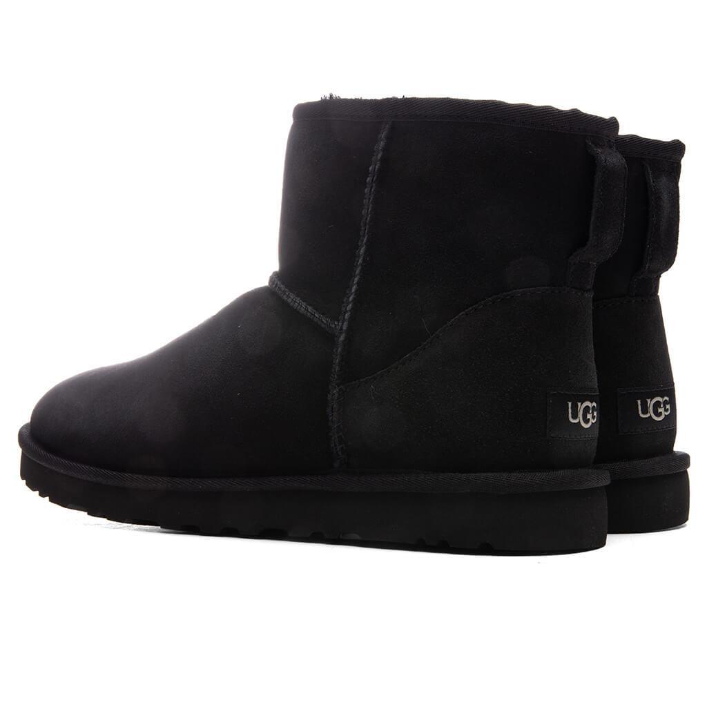 商品UGG|UGG Classic Mini Boot - Black,价格¥1105,第5张图片详细描述