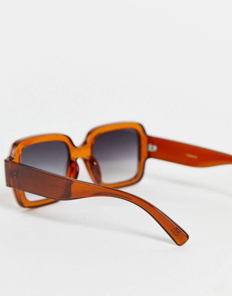 商品ASOS|ASOS DESIGN 70s square sunglasses in brown with tramline,价格¥82,第4张图片详细描述