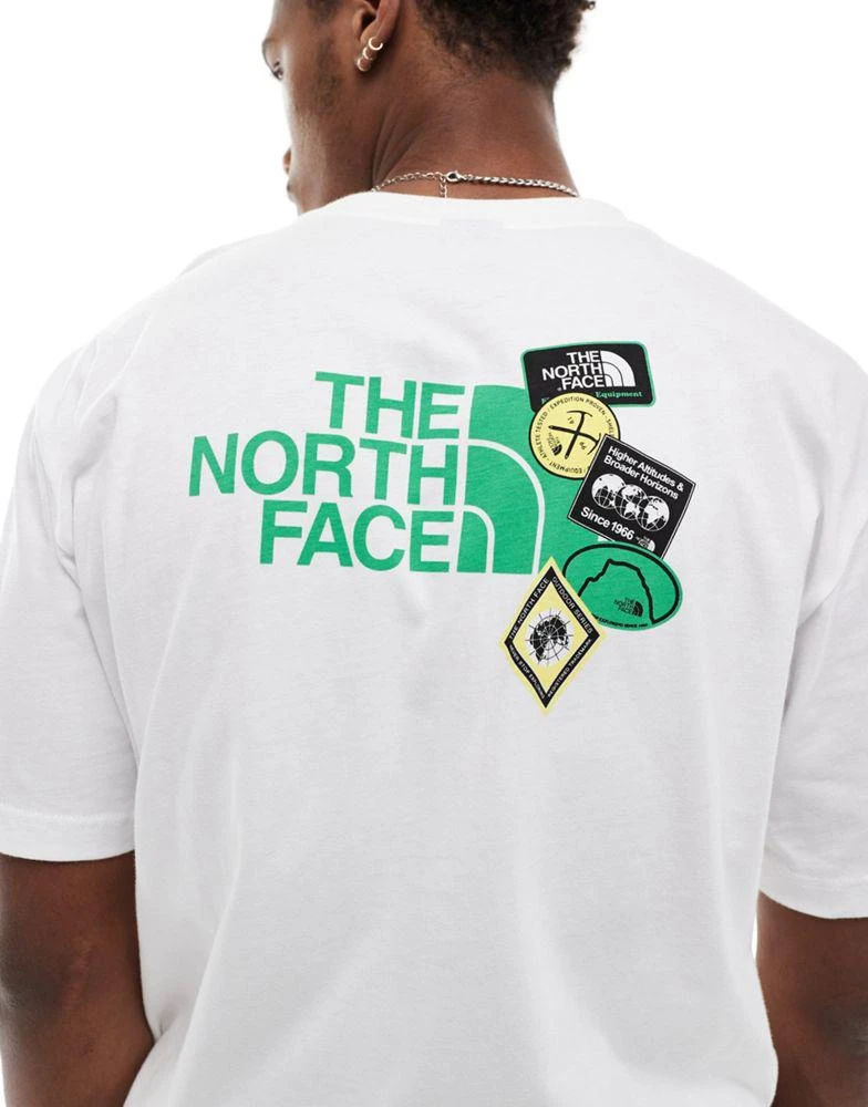 商品The North Face|The North Face Expedition Stickers backprint oversized t-shirt in white exclusive to ASOS,价格¥238,第2张图片详细描述