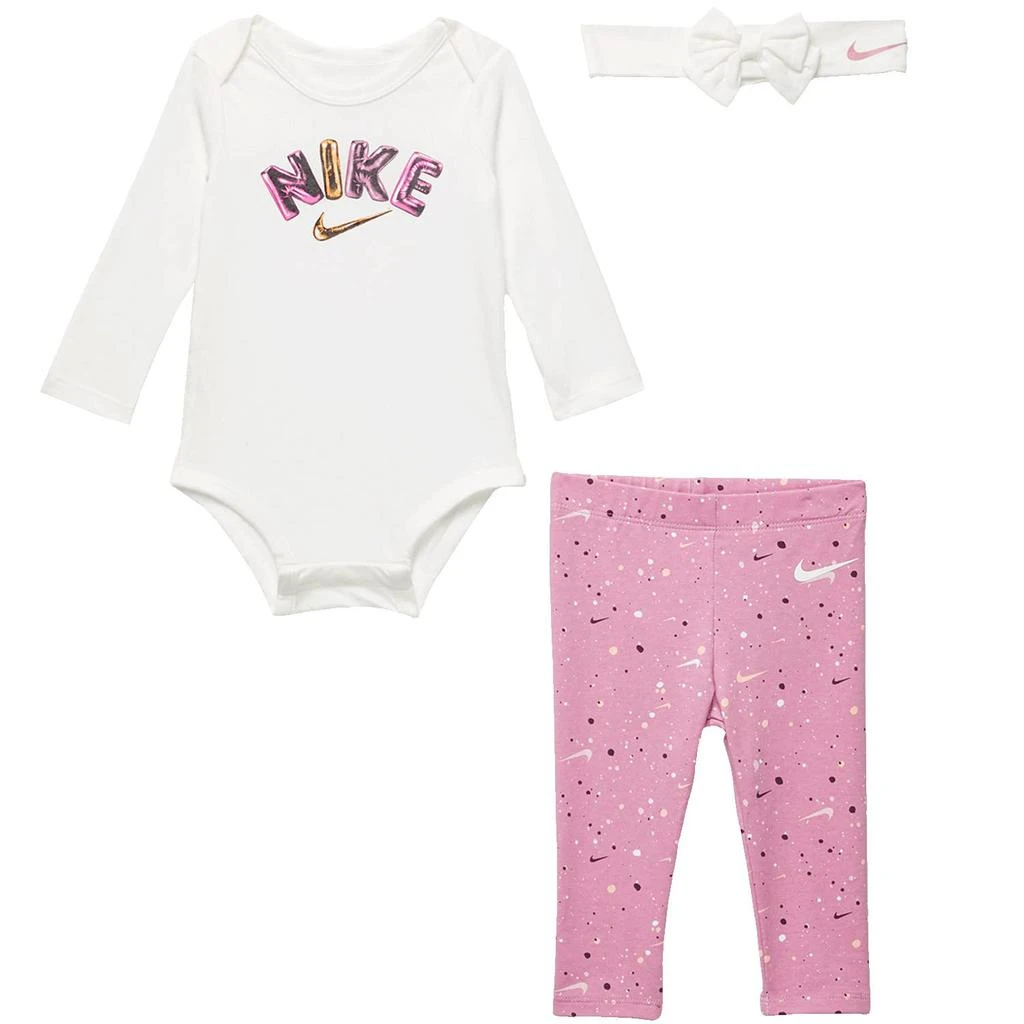 商品NIKE|Swoosh Party Three-Piece Set (Infant),价格¥286,第1张图片