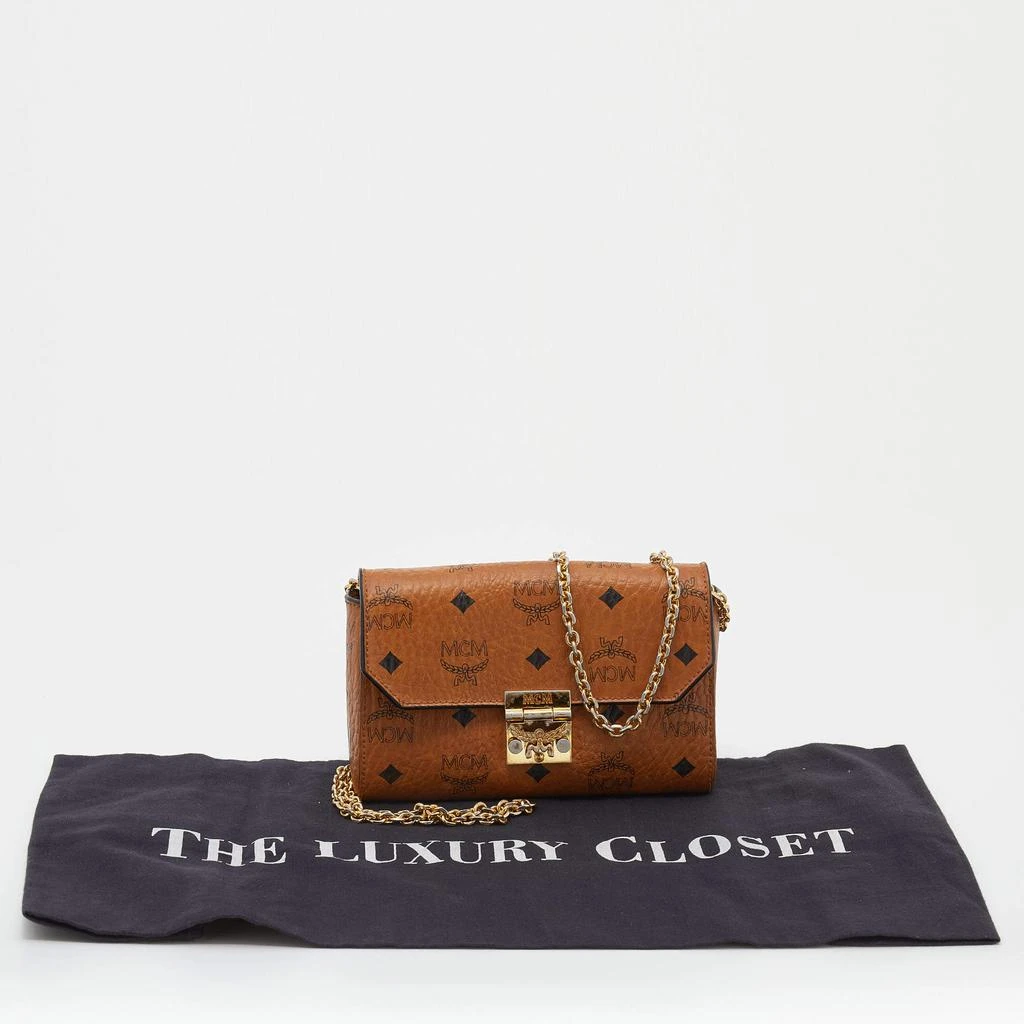 MCM Cognac Visetos Coated Canvas Patricia Wallet on Chain 商品