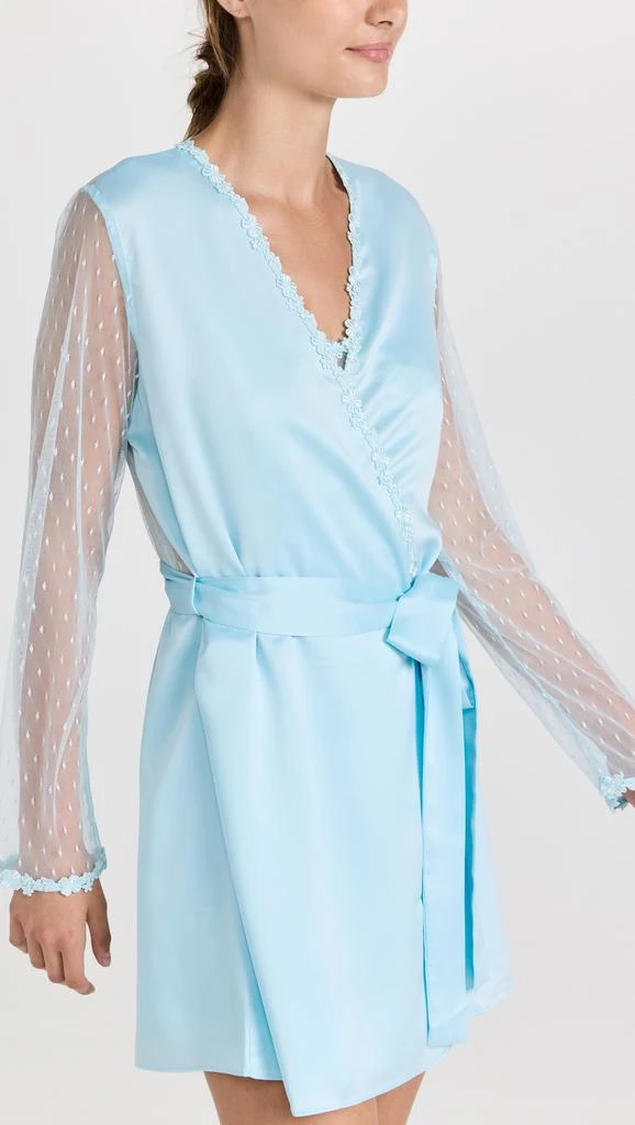 商品Flora Nikrooz|Flora Nikrooz Showstopper 披肩,价格¥194,第5张图片详细描述