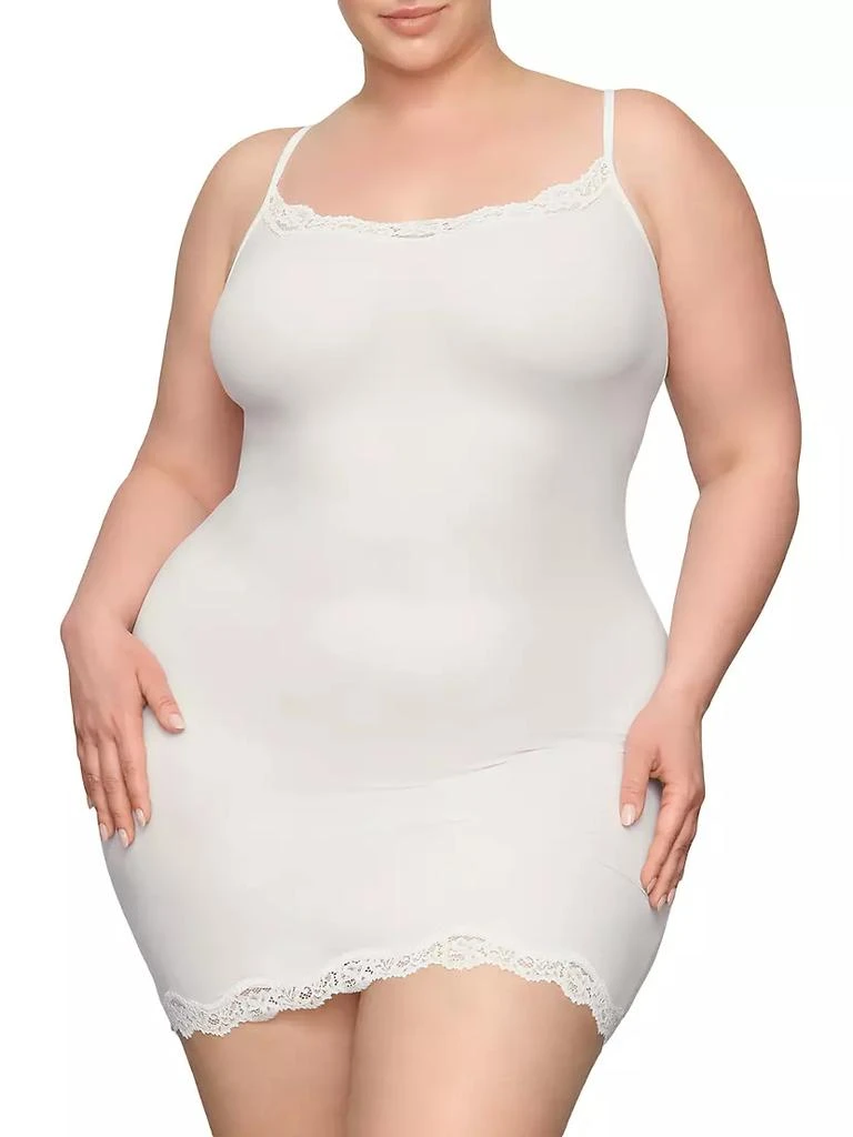 商品SKIMS|Fits Everbody Lace Short Slip Dress,价格¥502,第2张图片详细描述