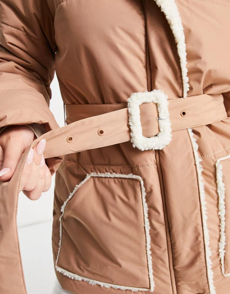 商品Missguided|Missguided Ski borg lined puffer jacket with mittens in camel,价格¥779,第4张图片详细描述