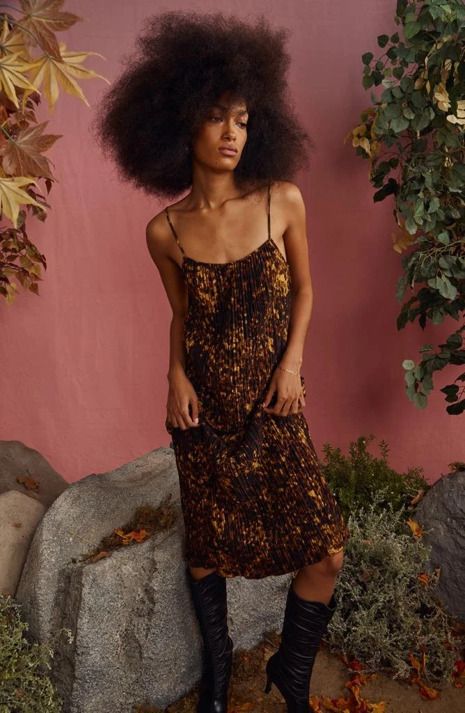Ami Toritese Shell Print Plissé Slip Dress 商品