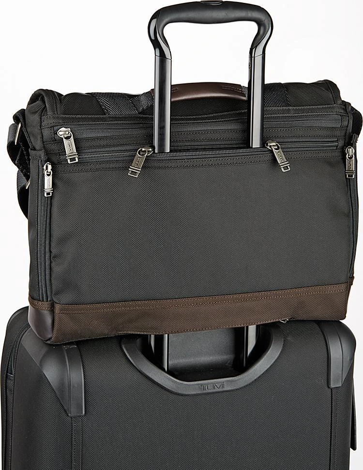 商品Tumi|Alpha Bravo Foster Messenger,价格¥2371-¥2418,第3张图片详细描述