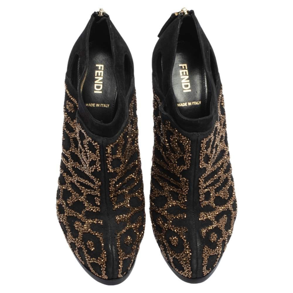 商品[二手商品] Fendi|Fendi Black Suede Crystal Embellished Platform Ankle Booties Size 38.5,价格¥957,第5张图片详细描述