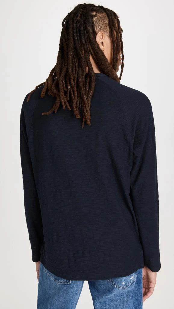 商品Vince|Long Sleeve Pocket Crew Tee,价格¥283,第3张图片详细描述