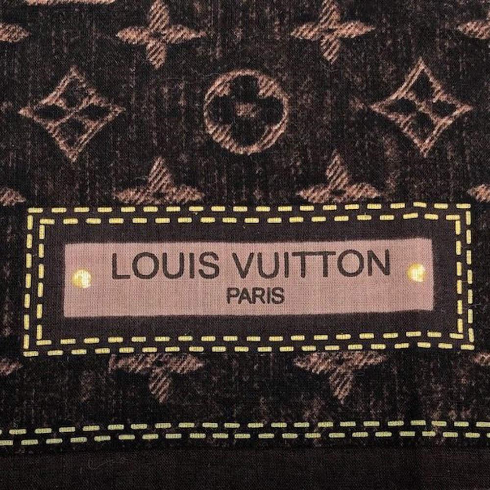 Louis Vuitton Brown Monogram Print Scarf商品第5张图片规格展示