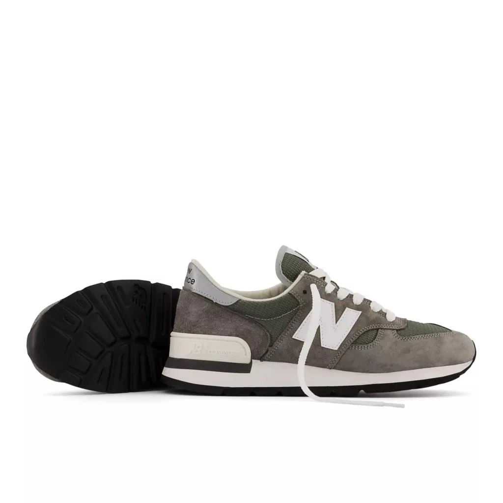 New Balance MADE in USA 990v1 Core 6