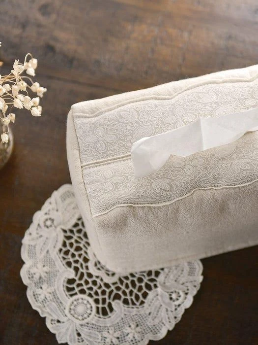 商品BELLELIFE|Elegant Lace Tissue Case,价格¥1100,第1张图片