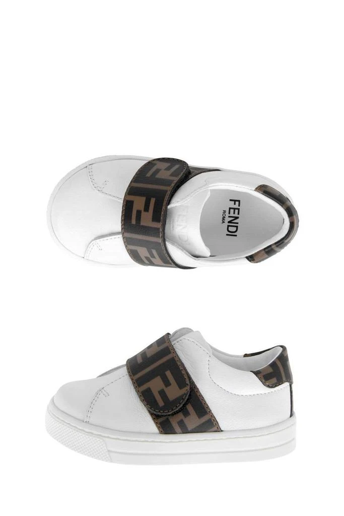 商品Fendi|Fendi  Purple Kids White & Brown Leather FF Logo Trainers,价格¥2723,第2张图片详细描述