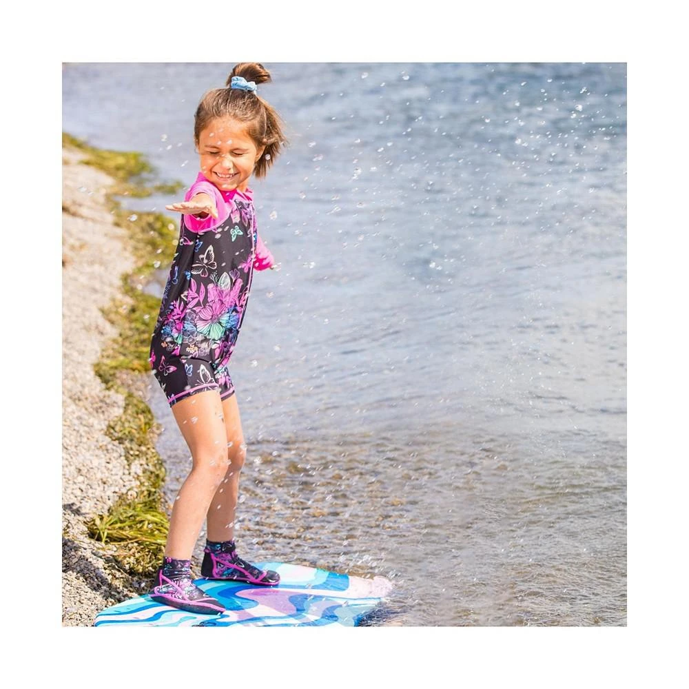 商品Deux par Deux|Girl Printed Water Shoes Black Butterflies - Toddler|Child,价格¥93,第2张图片详细描述