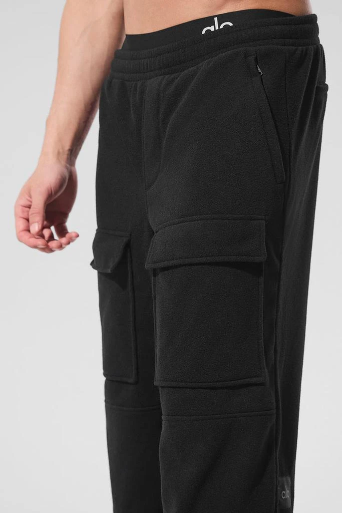 商品Alo|Polar Fleece Ridge Cargo Pants - Black,价格¥992,第5张图片详细描述