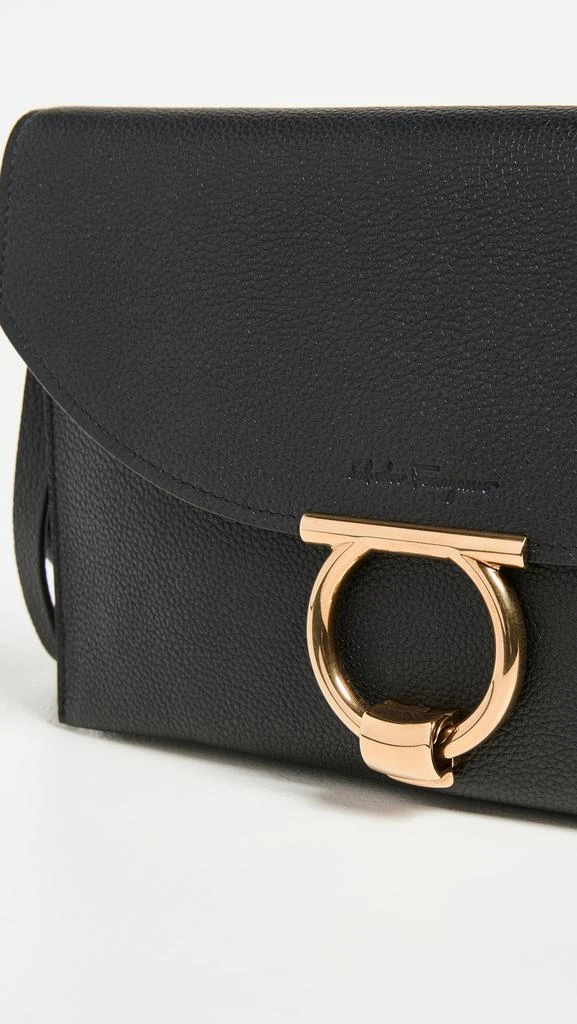 商品Salvatore Ferragamo|Salvatore Ferragamo 菲拉格慕 Margot Gancino Vela 软包,价格¥4571,第5张图片详细描述