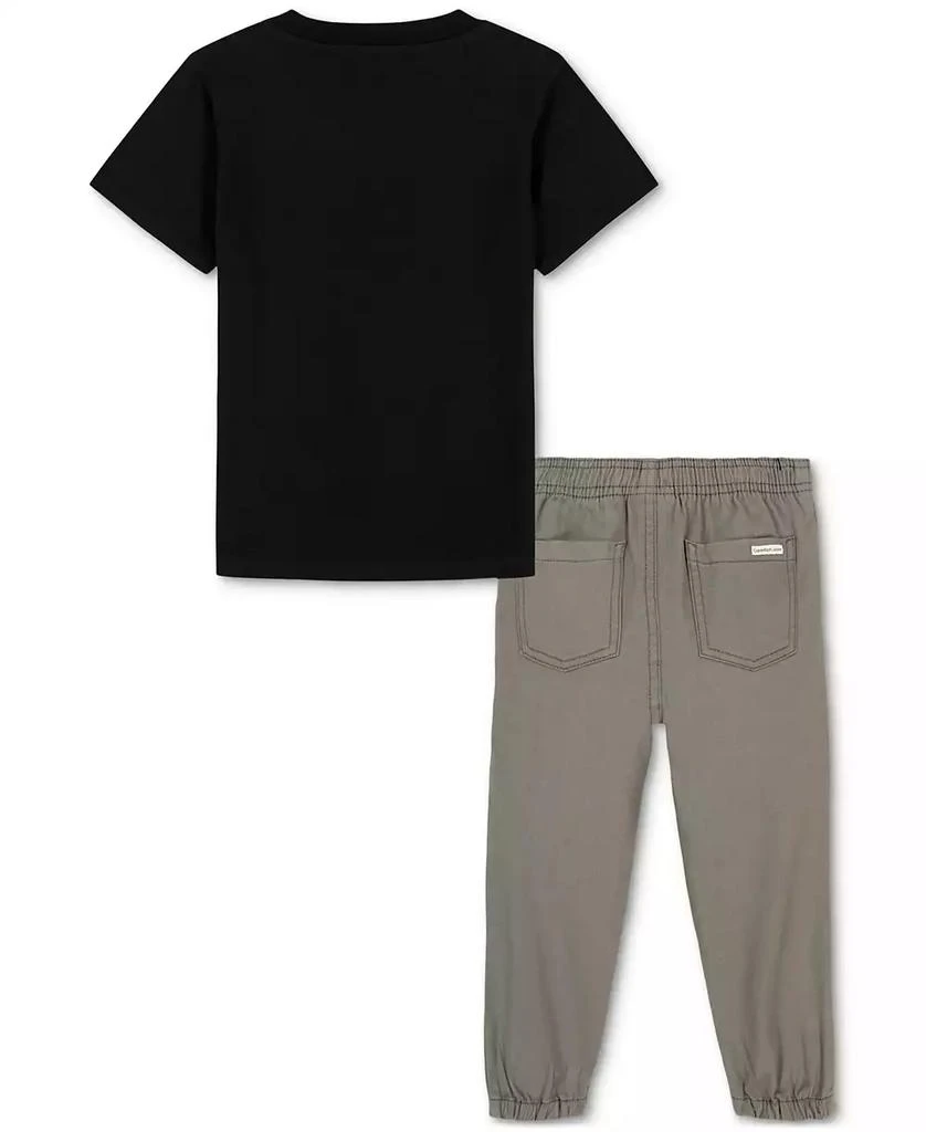 商品Calvin Klein|Big Boys Short-Sleeve Classic Logo T-Shirt & Twill Jogger Pants, 2 Piece Set,价格¥217,第2张图片详细描述