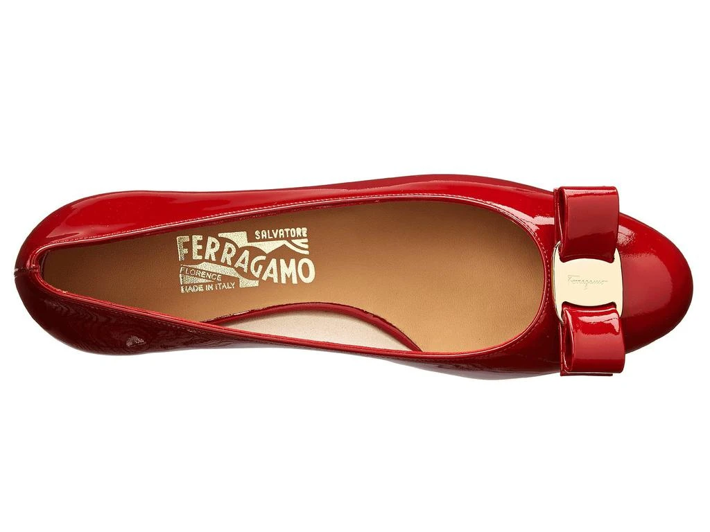 商品Salvatore Ferragamo|Vara 蝴蝶结小高跟,价格¥4393,第2张图片详细描述