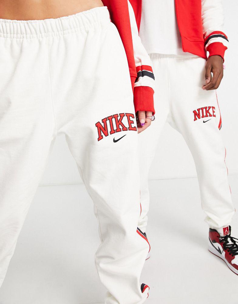 Nike unisex retro collegiate cuffed joggers in sail white商品第4张图片规格展示