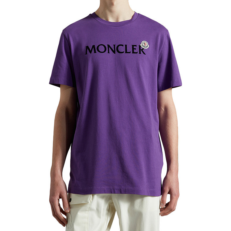 商品Moncler|【预售3-7天】Moncler/蒙克莱 22年秋冬新款 男士霓虹珊瑚紫色纯棉植绒徽标短袖T恤H20918C000258390T65A,价格¥1902,第6张图片详细描述