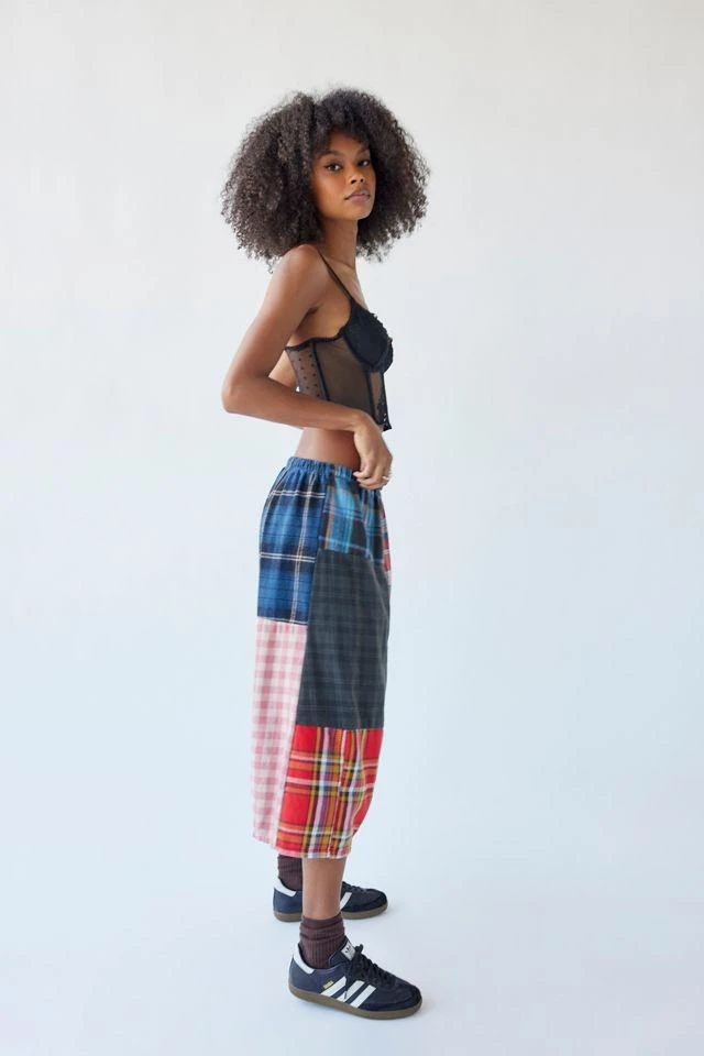 商品Urban Renewal|Urban Renewal Remade Plaid Pieced Midi Skirt,价格¥379,第5张图片详细描述