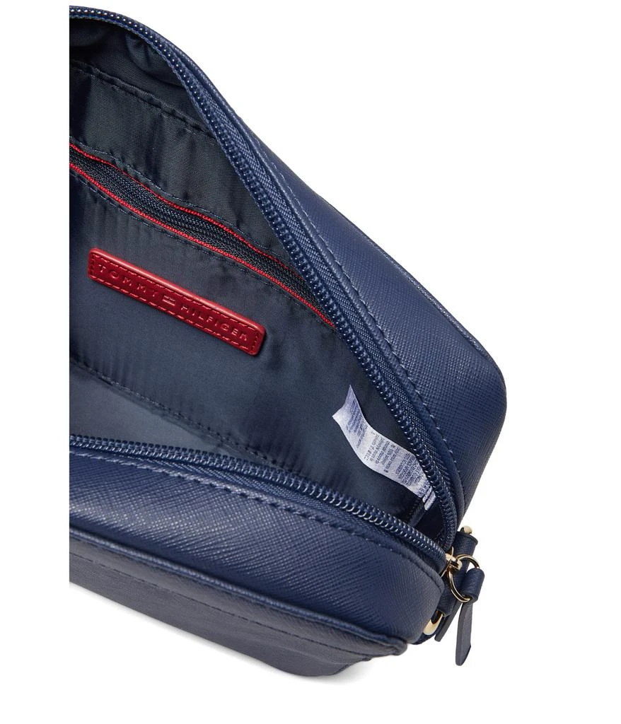 商品Tommy Hilfiger|Gretta II Camera Crossbody Saffiano PVC,价格¥421,第3张图片详细描述