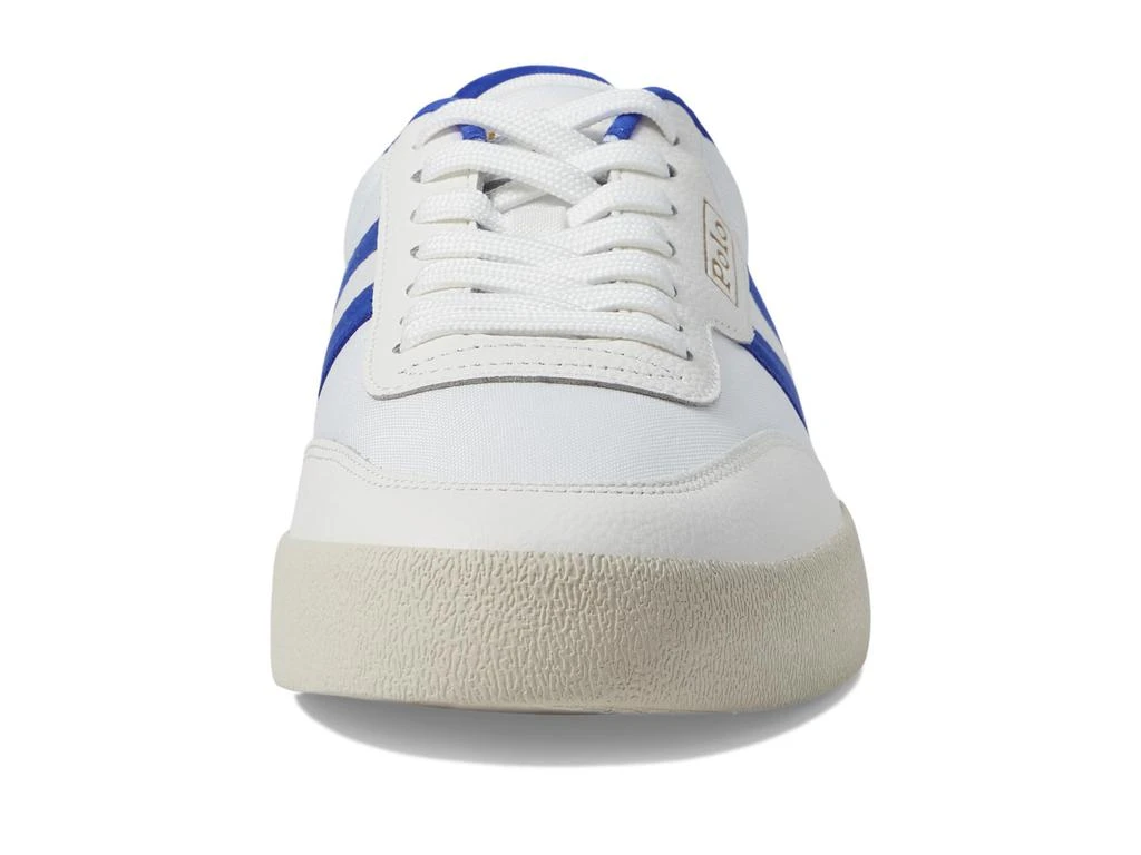 Court Low-Top Sneaker 商品