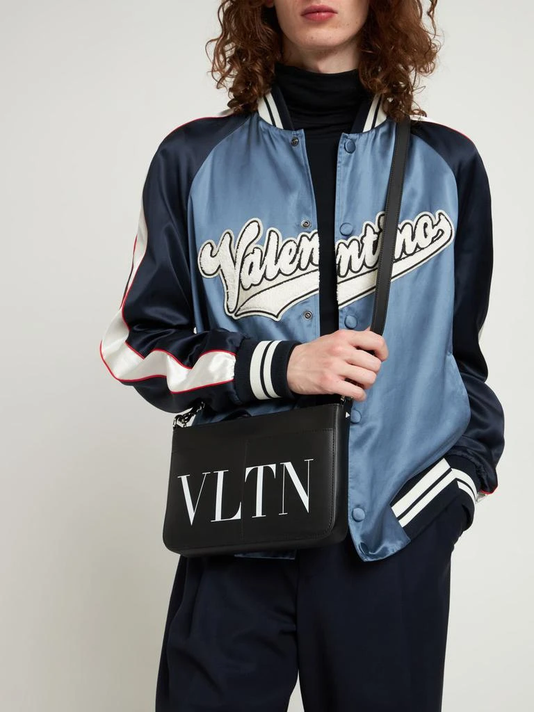 商品Valentino|Vltn Printed Leather Crossbody Bag,价格¥4331,第1张图片详细描述
