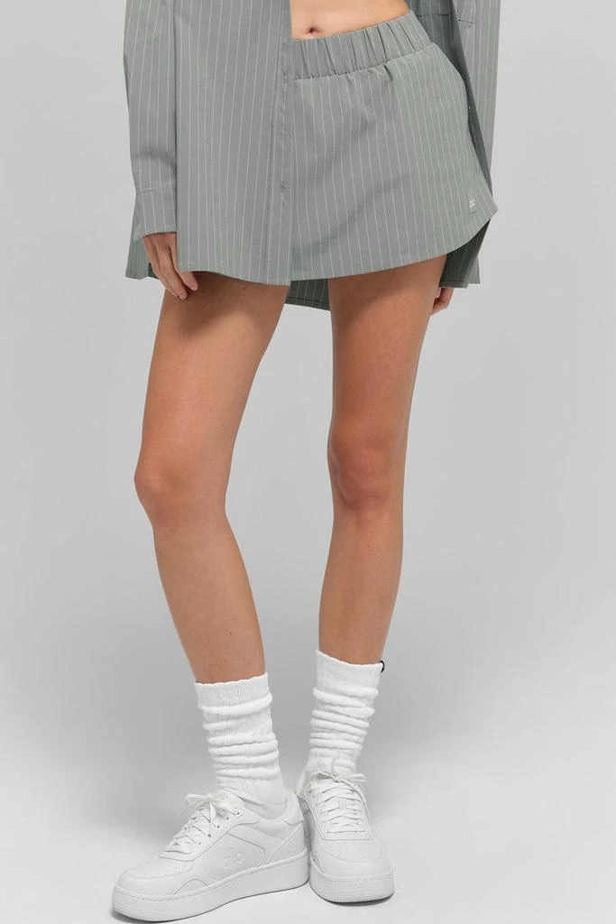 商品Alo|Pinstripe Daylight Mini Skirt - Lunar Grey/White,价格¥746,第4张图片详细描述