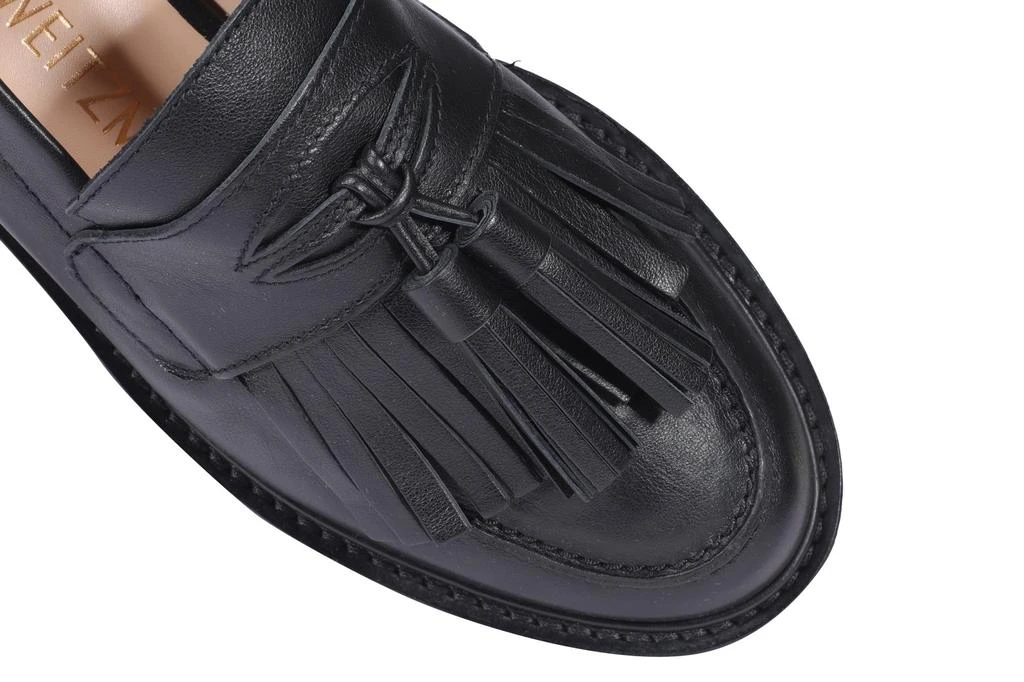 商品Stuart Weitzman|Stuart Weitzman Mila Loafers,价格¥2048,第5张图片详细描述
