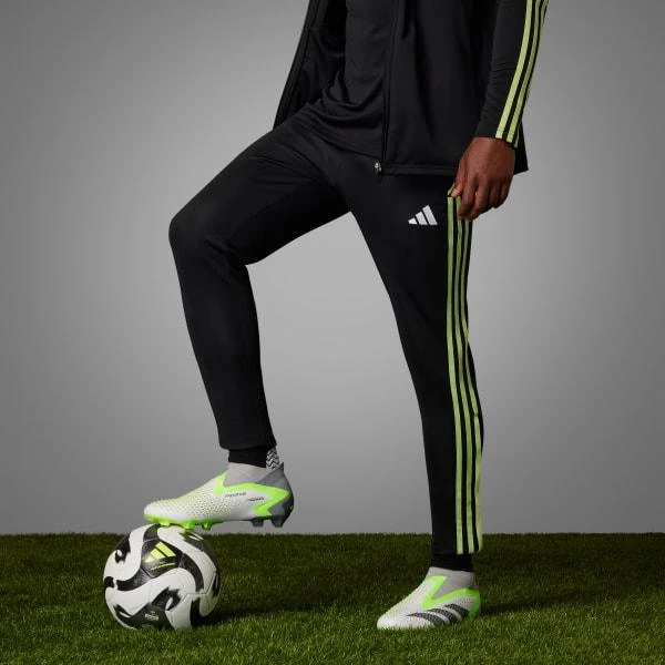 Predator Accuracy+ Firm Ground Soccer Cleats 商品