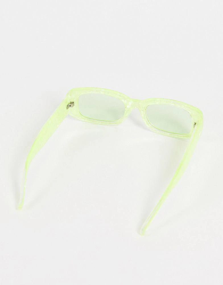 商品ASOS|ASOS DESIGN rectangle sunglasses with marble effect in green - LGREEN,价格¥65,第2张图片详细描述