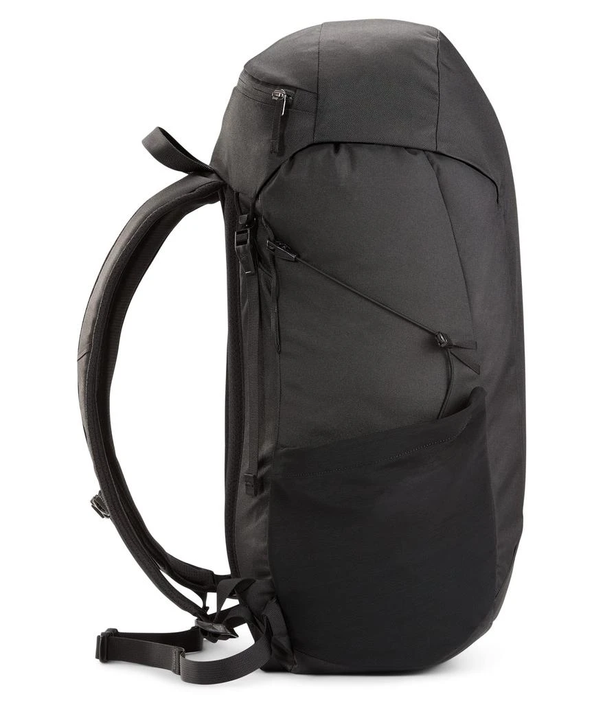 商品Arc'teryx|Mantis 30 Backpack,价格¥1473,第2张图片详细描述