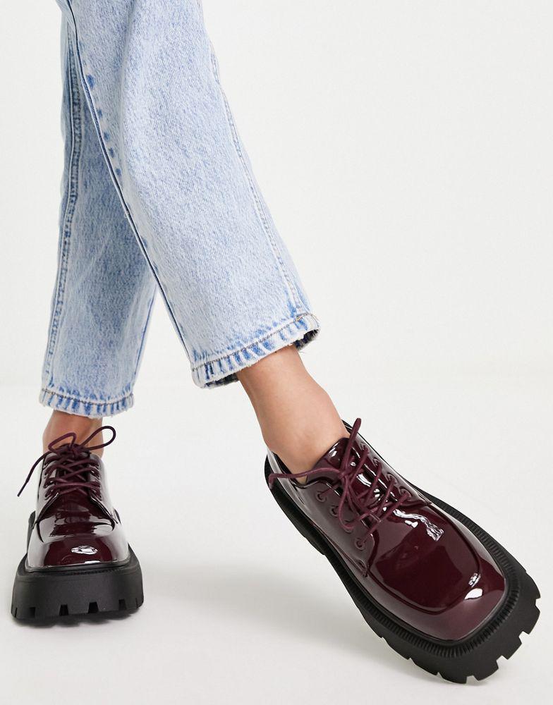 商品Hugo Boss|Truffle Collection chunky lace up shoes with exaggerated sole in red,价格¥98,第6张图片详细描述
