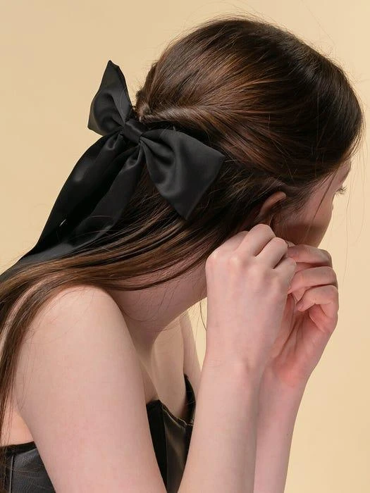 商品BUNNY MON AMOUR|Bunny Bow Silk Hair Clip,价格¥1088,第1张图片