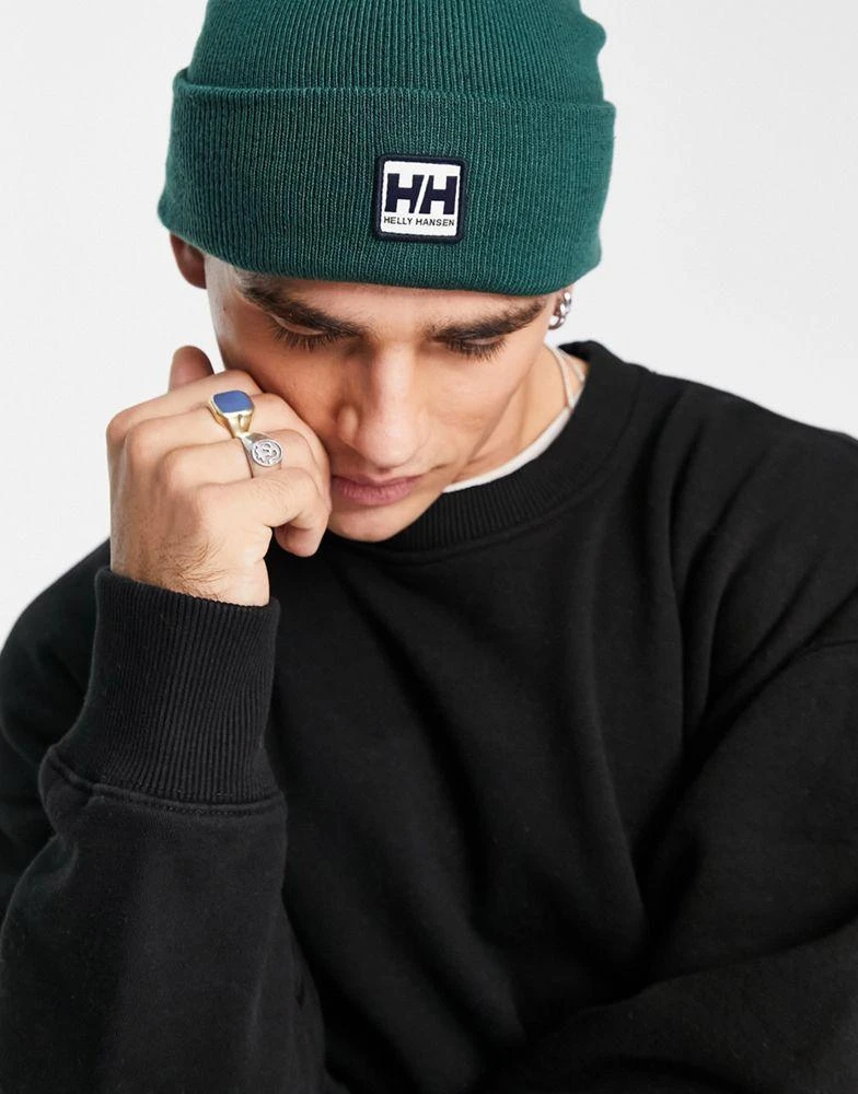 商品Helly Hansen|Helly Hansen urban cuff beanie in green,价格¥212,第3张图片详细描述