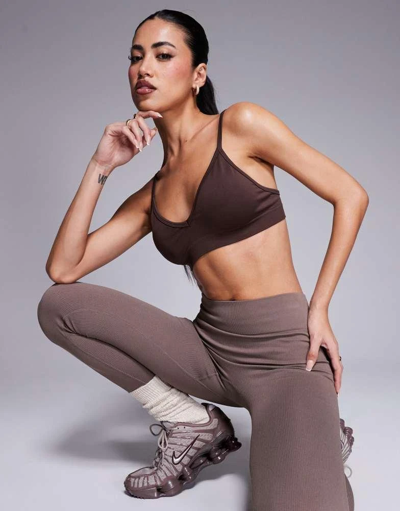 商品4505|4505 Intimate seamless active light support sports bra in cocoa,价格¥72,第3张图片详细描述