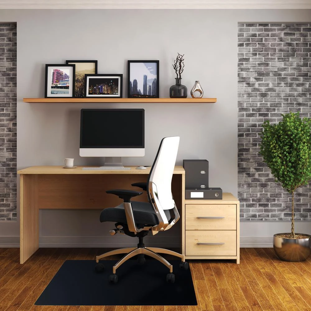 商品Floortex|Black Vinyl Rectangular Chair Mat for Hard Floor - 29.5" x 47",价格¥666,第1张图片