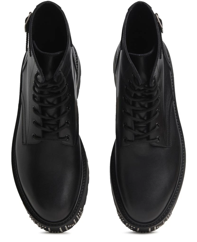 商品Celine|Celine bulky lace-up boot with studded outsole in shiny bull,价格¥12030,第4张图片详细描述