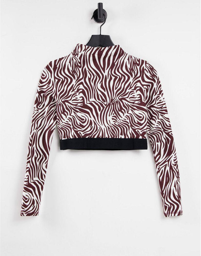 商品Fila|Fila zebra cropped top in brown,价格¥107,第4张图片详细描述