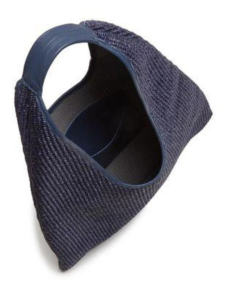 商品Arron|Medium Triangle Raffia Shoulder Bag ,价格¥1257,第3张图片详细描述