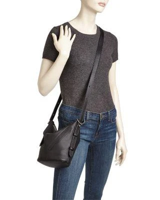 商品Marc Jacobs|The Mini Sling Leather Crossbody,价格¥1638,第2张图片详细描述