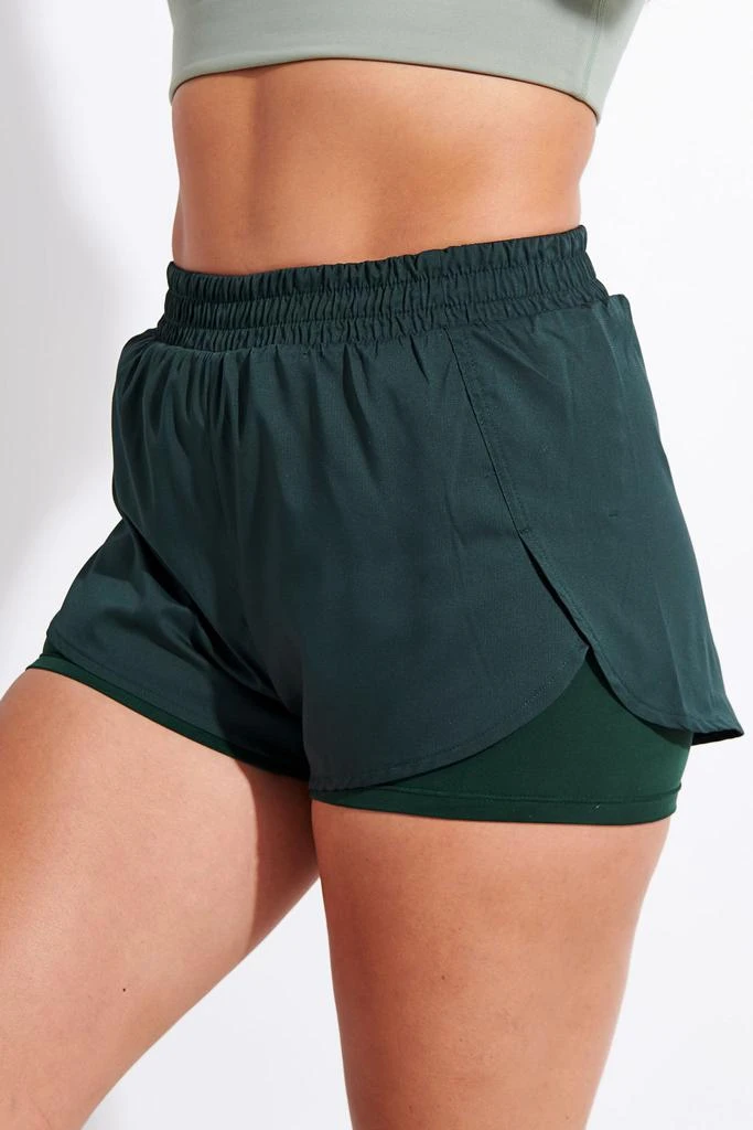 商品Girlfriend Collective|Trail Short - Moss,价格¥526,第1张图片