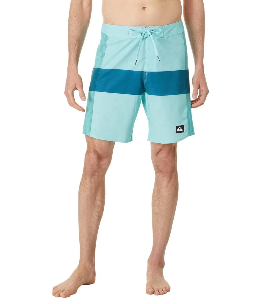 商品Quiksilver|Highlite Arch 19" Boardshorts,价格¥191,第1张图片