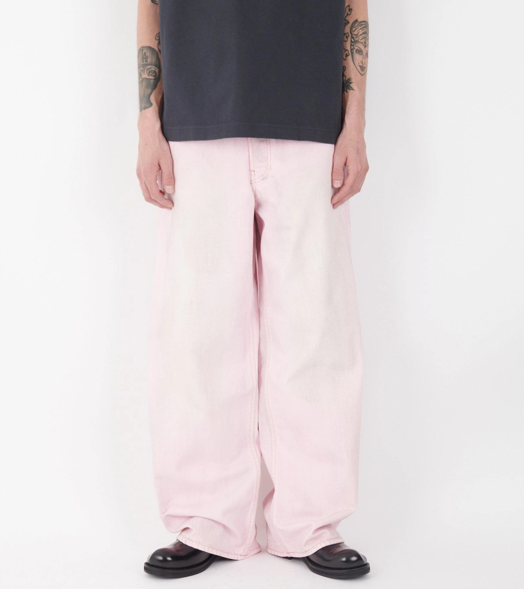 商品【商品预售7天】 Acne Studios|Acne Studios 男士牛仔裤 ACNESTUDIOS1981UTRAFFICPINKC00085418 粉红色,价格¥4674,第3张图片详细描述