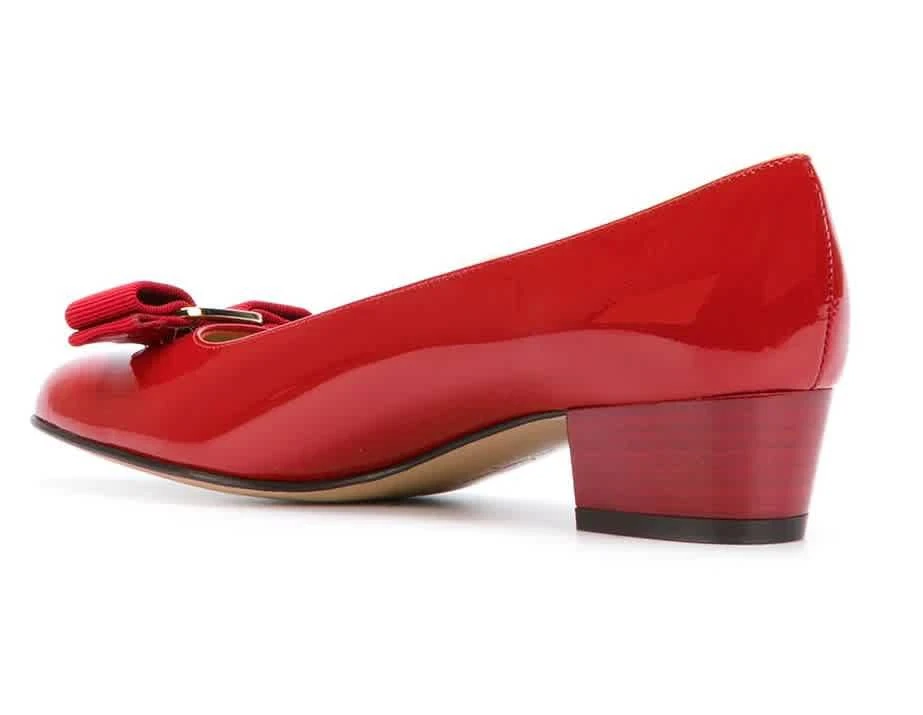 商品Salvatore Ferragamo|Salvatore Ferragamo Ladies Vara Bow Pump Shoe, Brand Size 15.5 D,价格¥1881,第2张图片详细描述