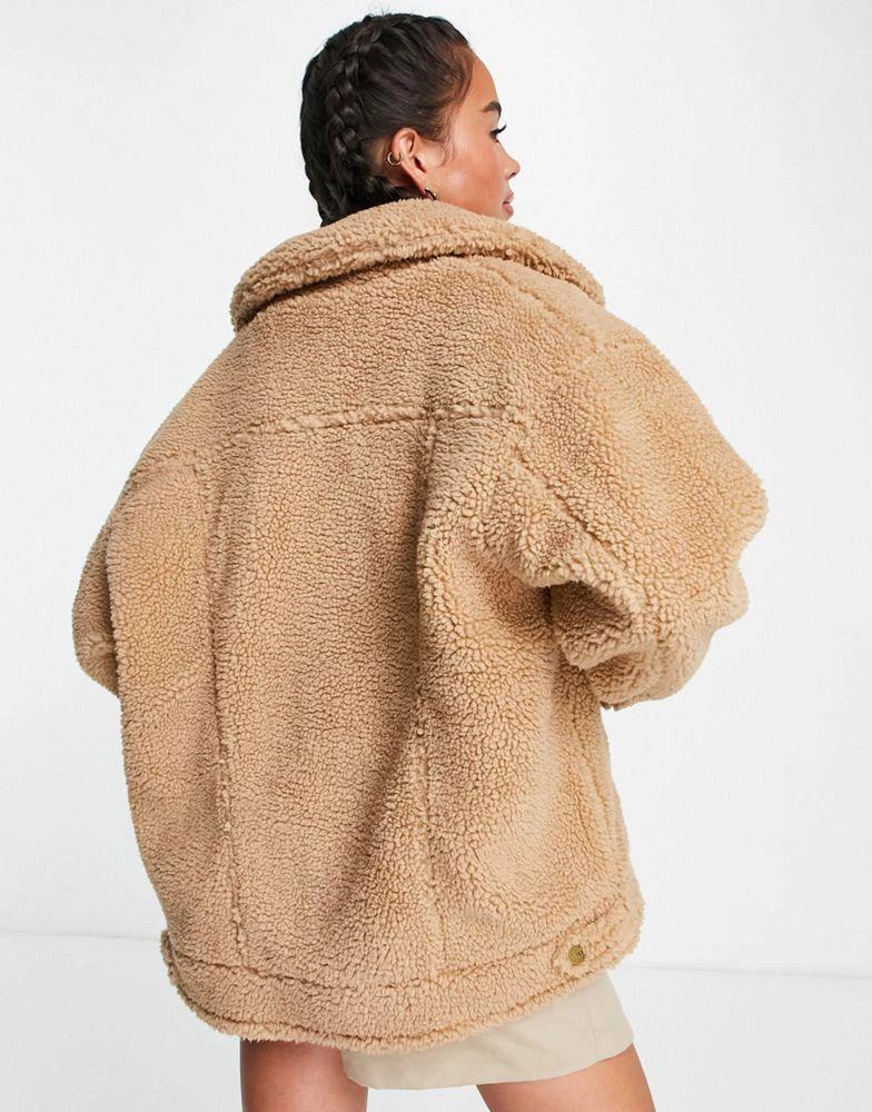 商品UGG|UGG Frankie sherpa trucker jacket in camel,价格¥1359,第2张图片详细描述